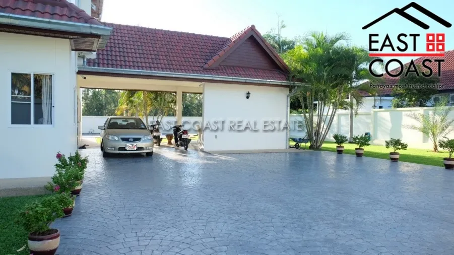 Private House at Nong Pla Lai photo 4