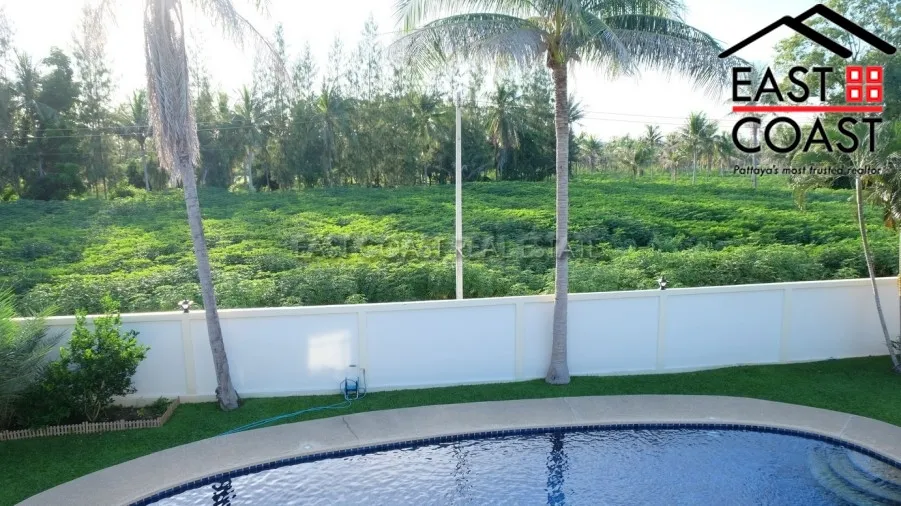 Private House at Nong Pla Lai photo 39