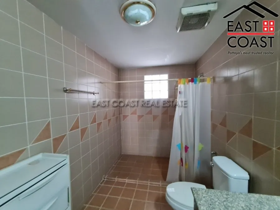 Pattaya Land And House photo 16