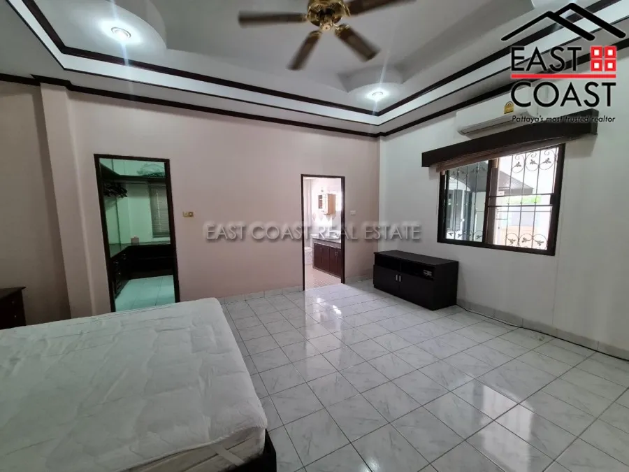 Pattaya Land And House photo 19