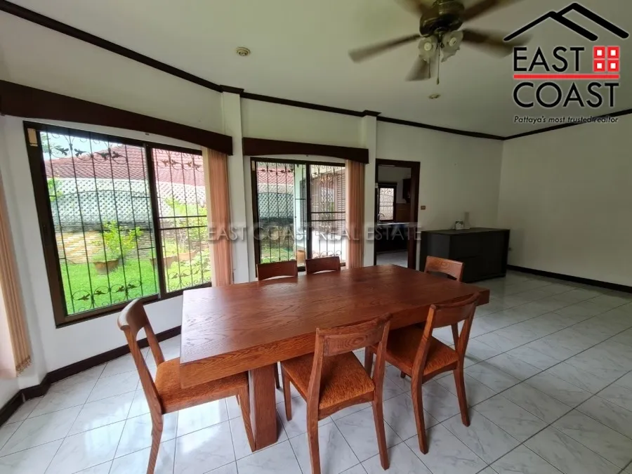 Pattaya Land And House photo 7