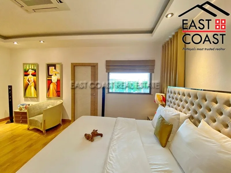 Freeway Villa photo 25