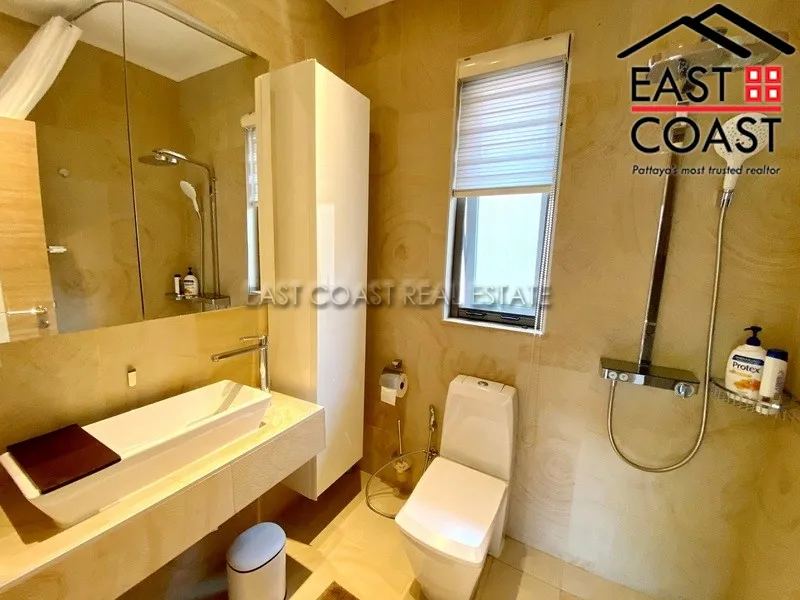 Freeway Villa photo 38