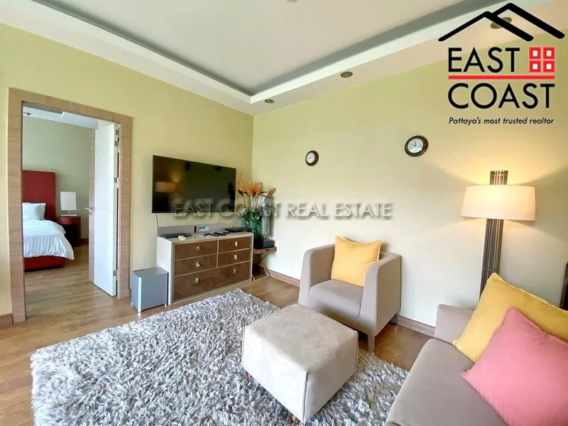 Freeway Villa photo 43