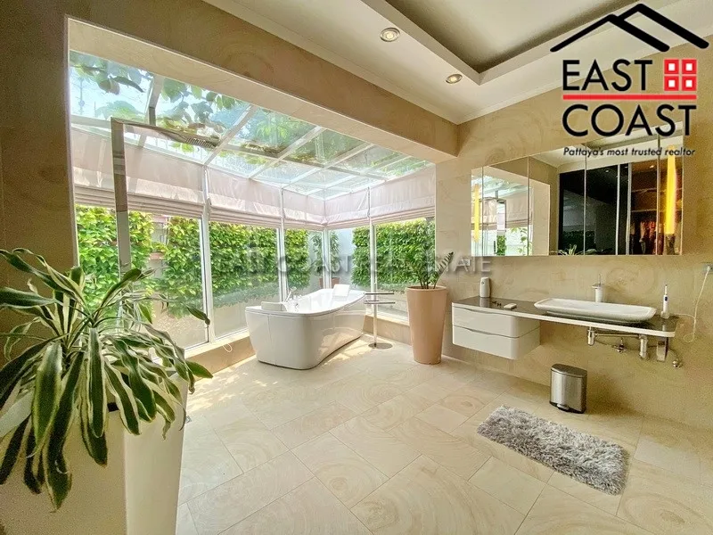 Freeway Villa photo 28