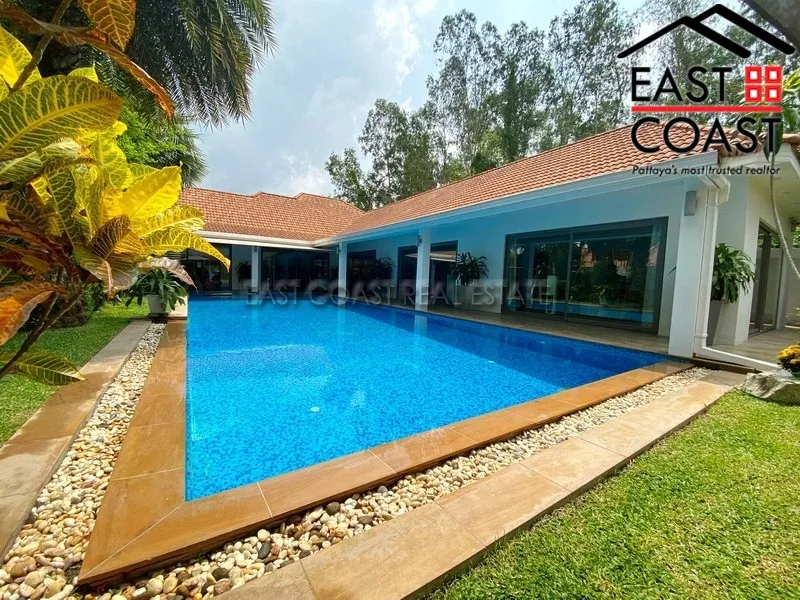 Freeway Villa