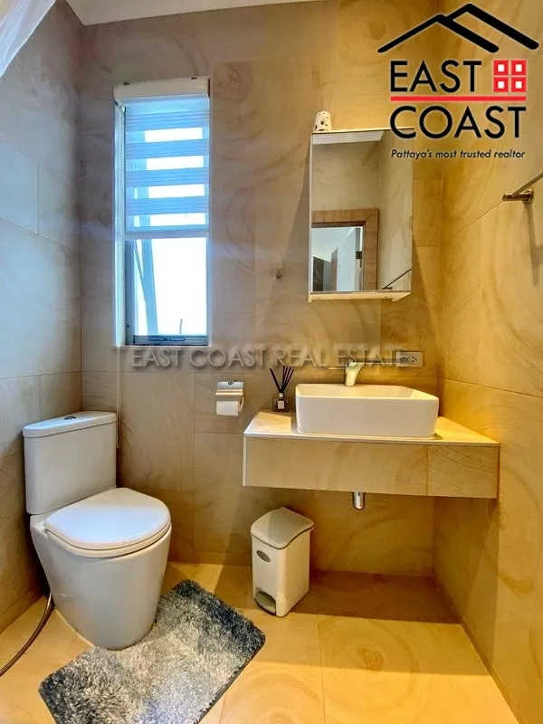 Freeway Villa photo 48