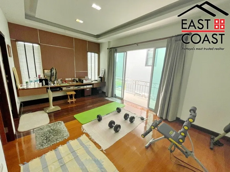 Private House in Soi Sirisuk Town photo 8