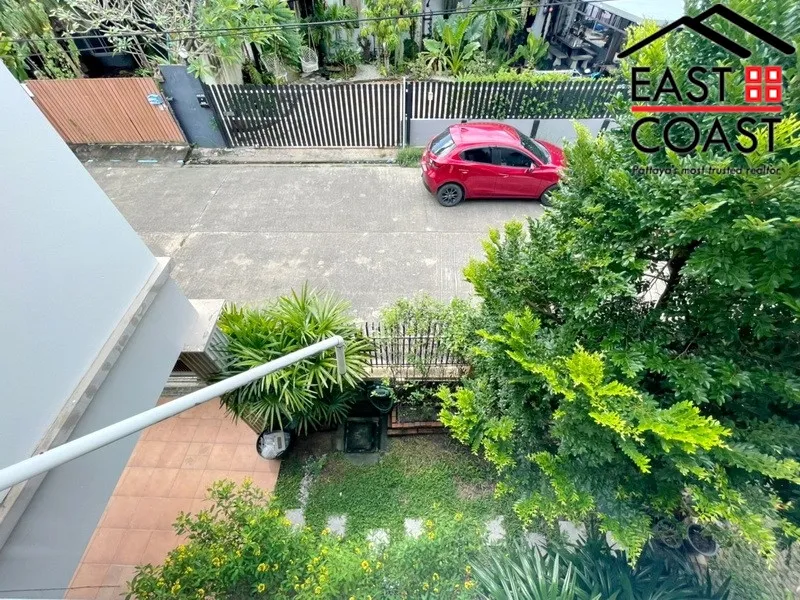 Private House in Soi Sirisuk Town photo 13