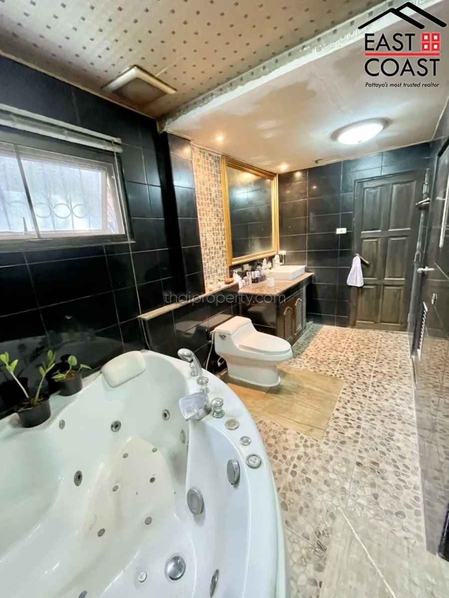 Pattaya Greenville photo 7