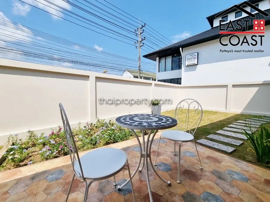 Boss Village photo 8