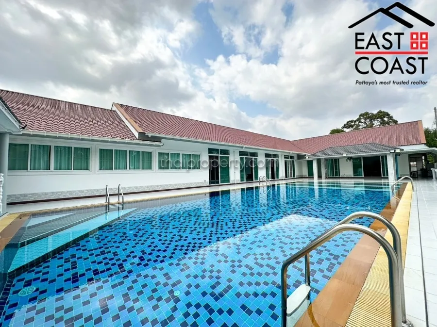 Private Pool Villa in Nong Plalai