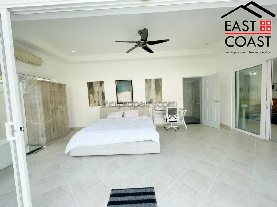 Majestic Residence photo 11