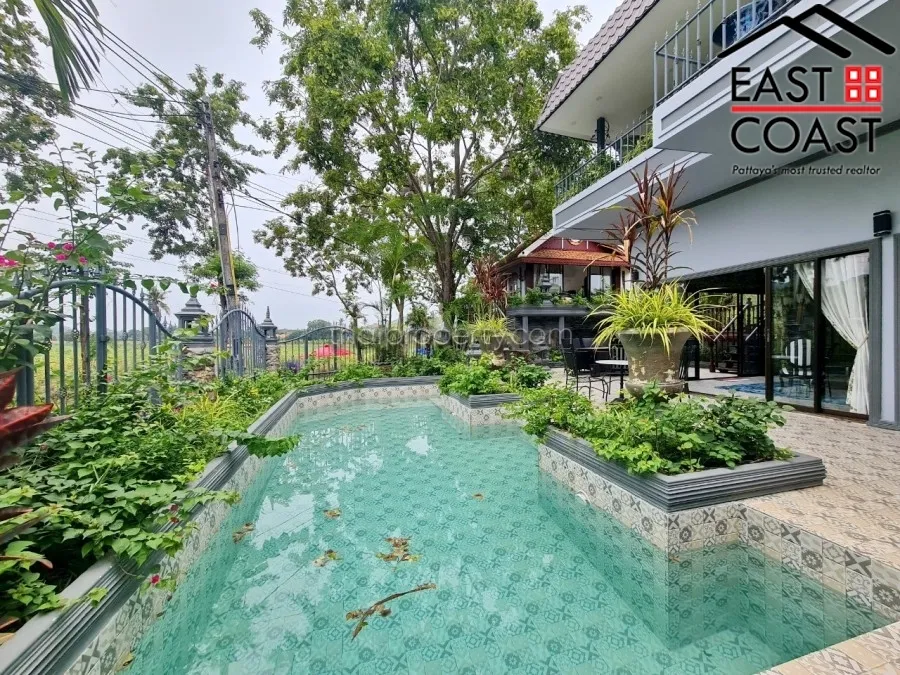 Junglemoon Pool Villa photo 5