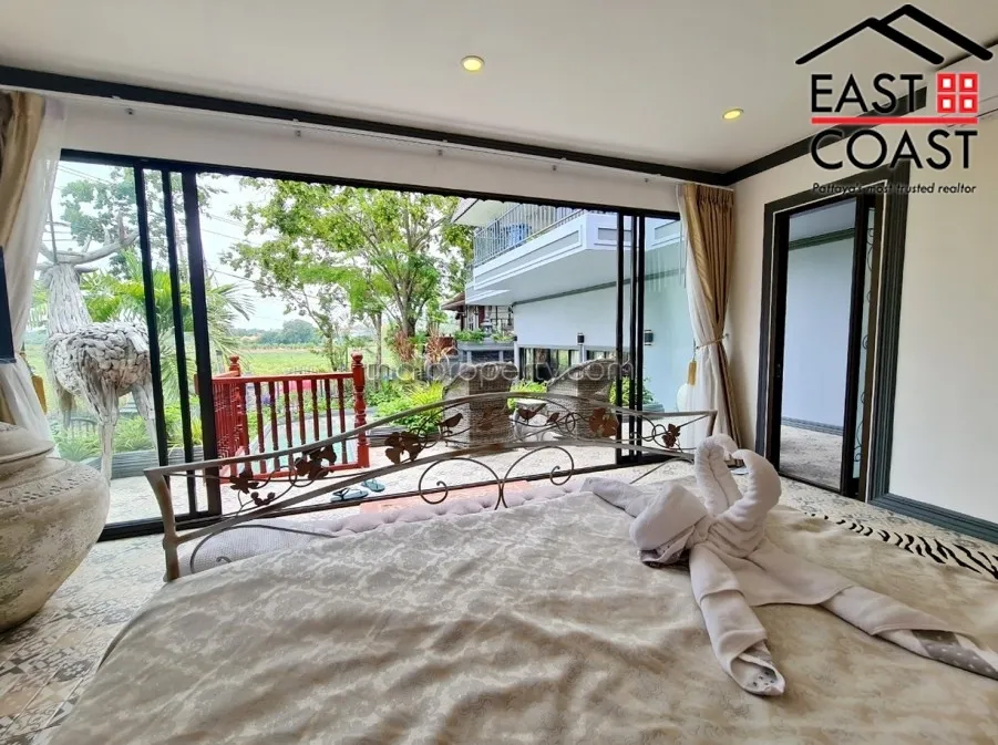 Junglemoon Pool Villa photo 39