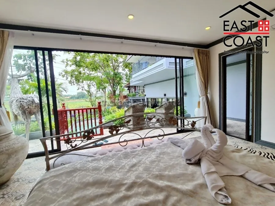 Junglemoon Pool Villa photo 40