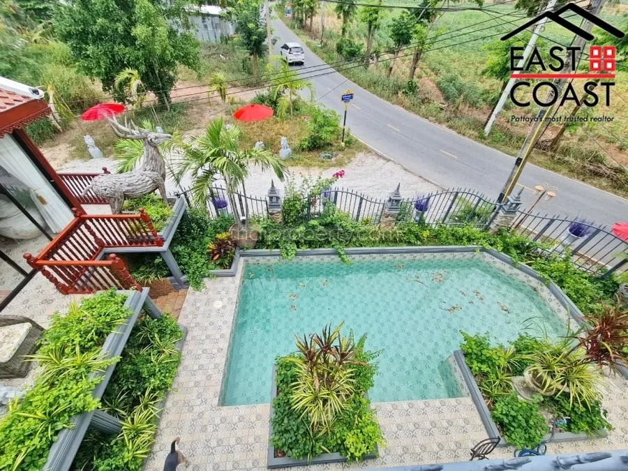 Junglemoon Pool Villa photo 24