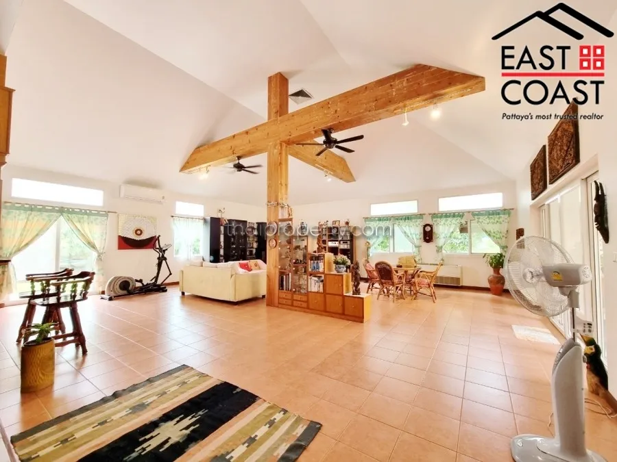 Private House Soi Santisuk 2 photo 3