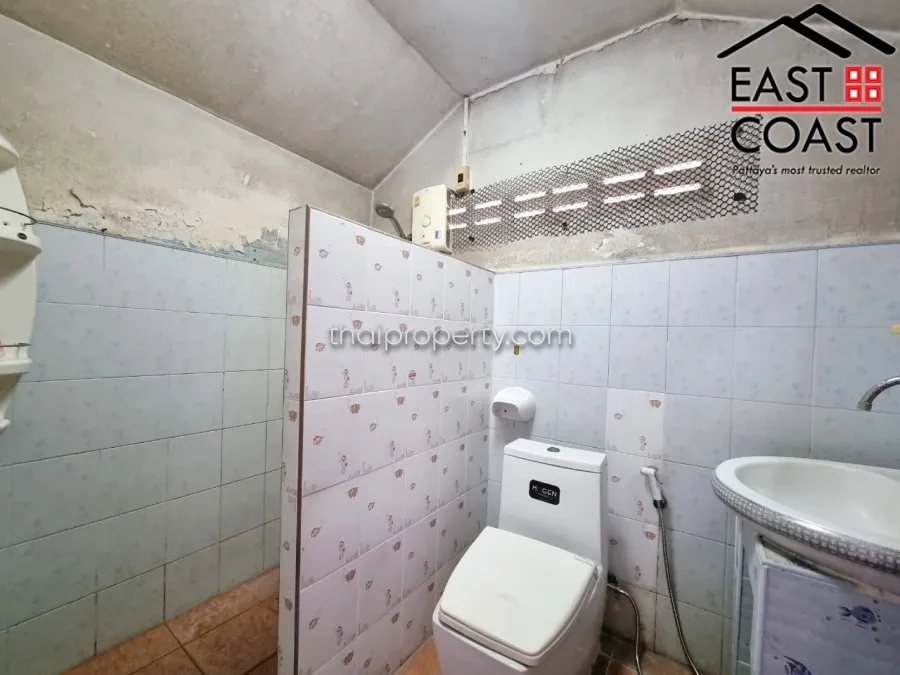 Pattaya Land and House photo 19