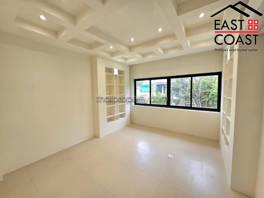 Dusit Pattaya Lake View photo 19