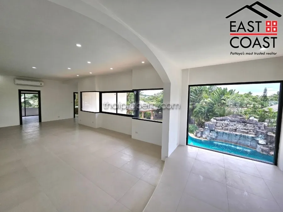 Dusit Pattaya Lake View photo 40