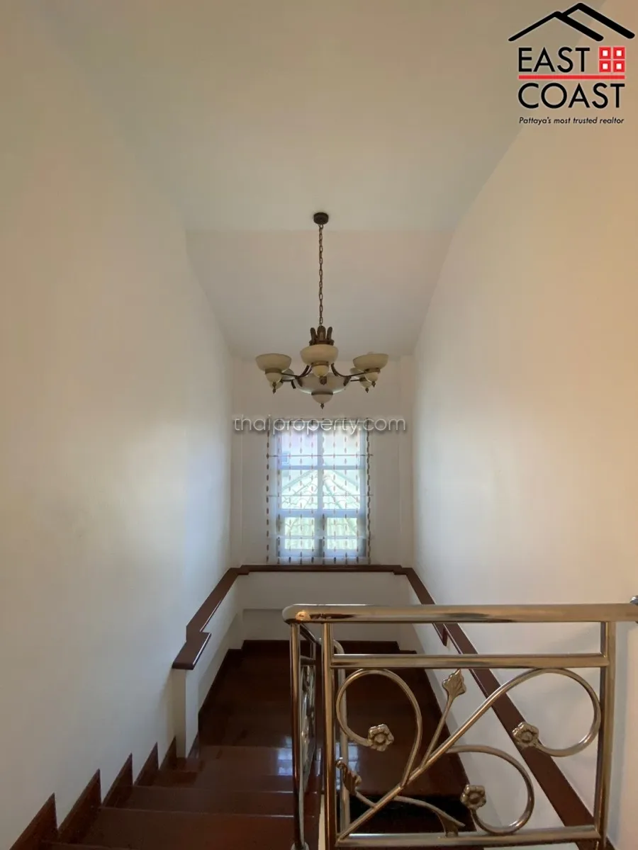 Paradise Hill 2 photo 16