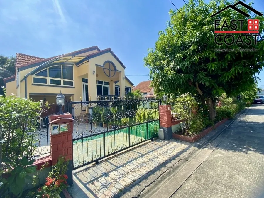 Park Village photo 4