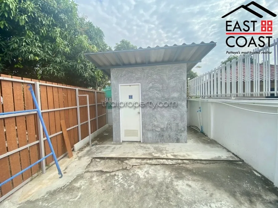 Private House with Warehouse photo 19