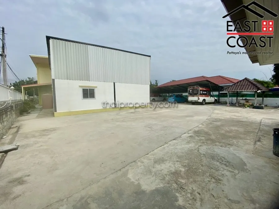 Private House with Warehouse photo 46
