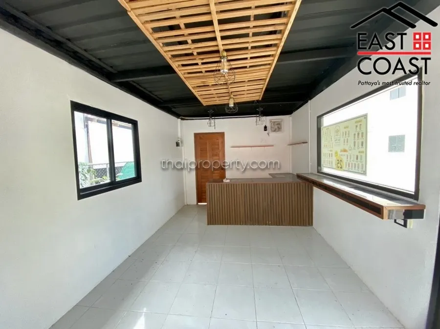 Private House with Warehouse photo 5