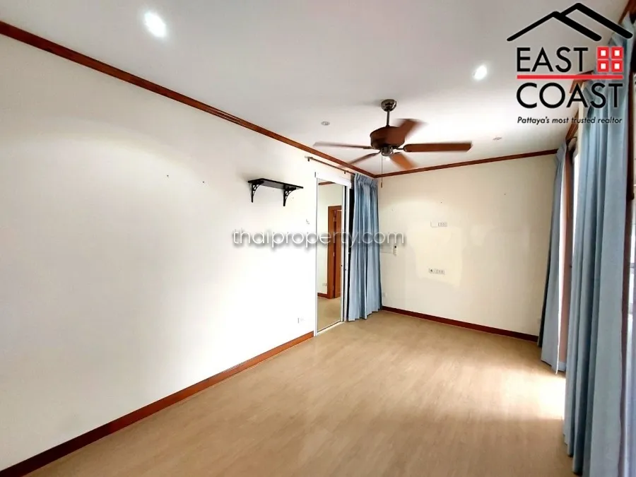 Jomtien Garden Villa photo 18