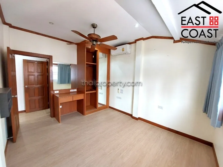 Jomtien Garden Villa photo 23
