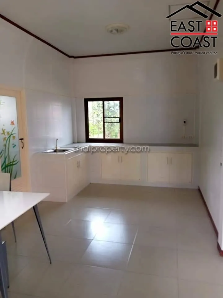 House with Apartment photo 26