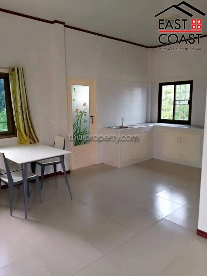 House with Apartment photo 29