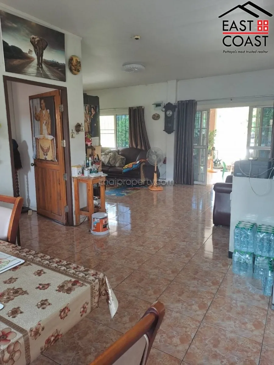 House with Apartment photo 33