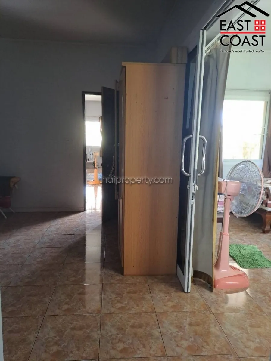House with Apartment photo 34