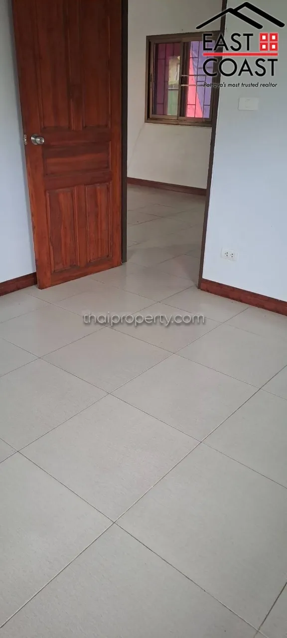 House with Apartment photo 47