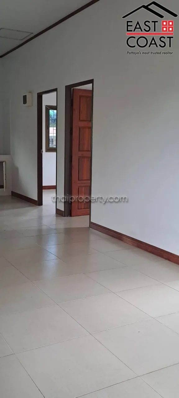 House with Apartment photo 51