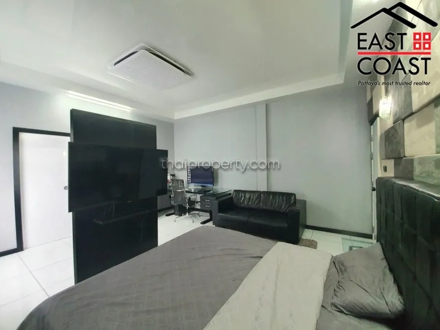 Greenfield Villa 2 photo 13