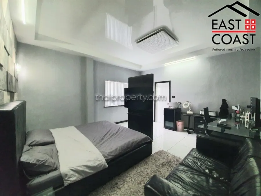 Greenfield Villa 2 photo 15