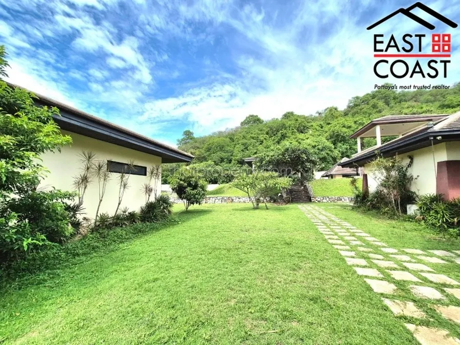 The hill estate photo 10