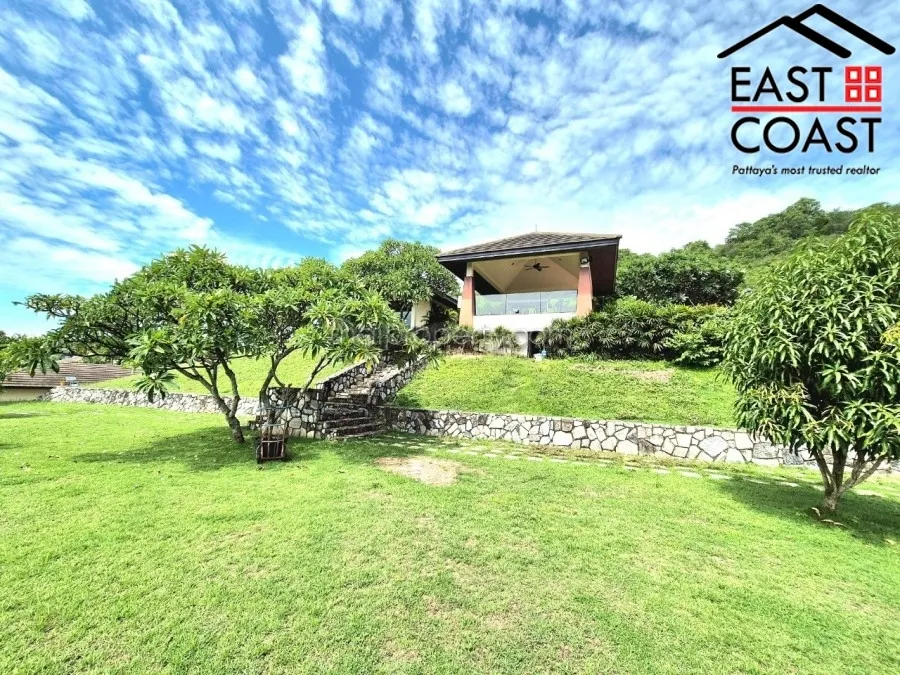The hill estate photo 4
