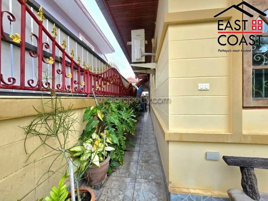 Park Village photo 12