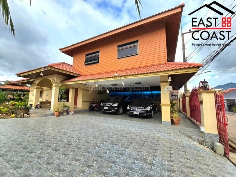 Park Village photo 5