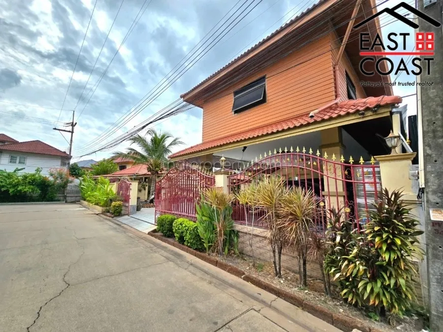Park Village photo 4