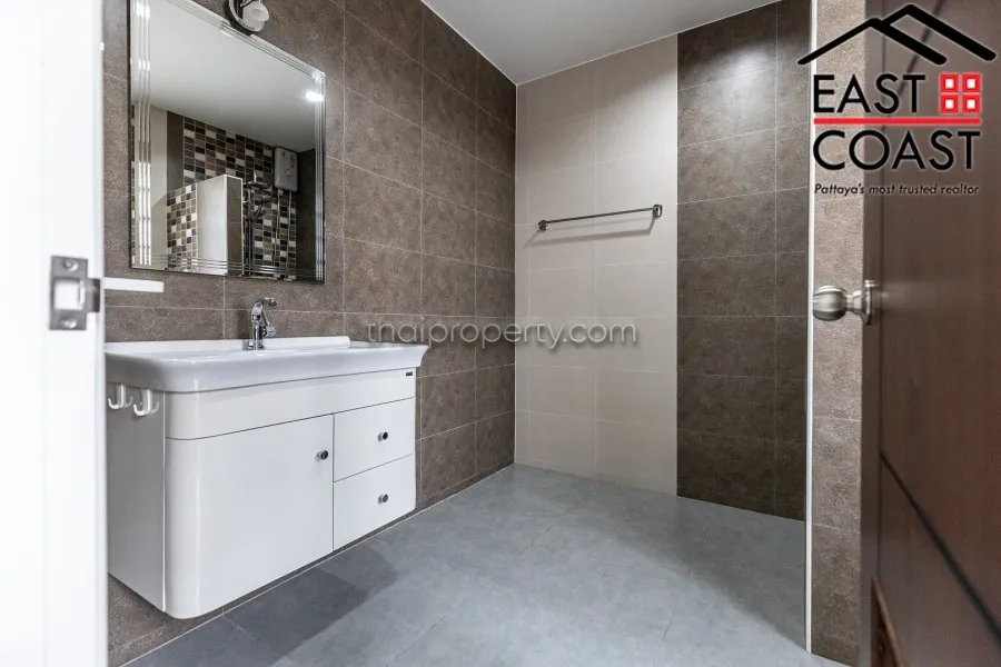 Pattaya Land And House photo 19