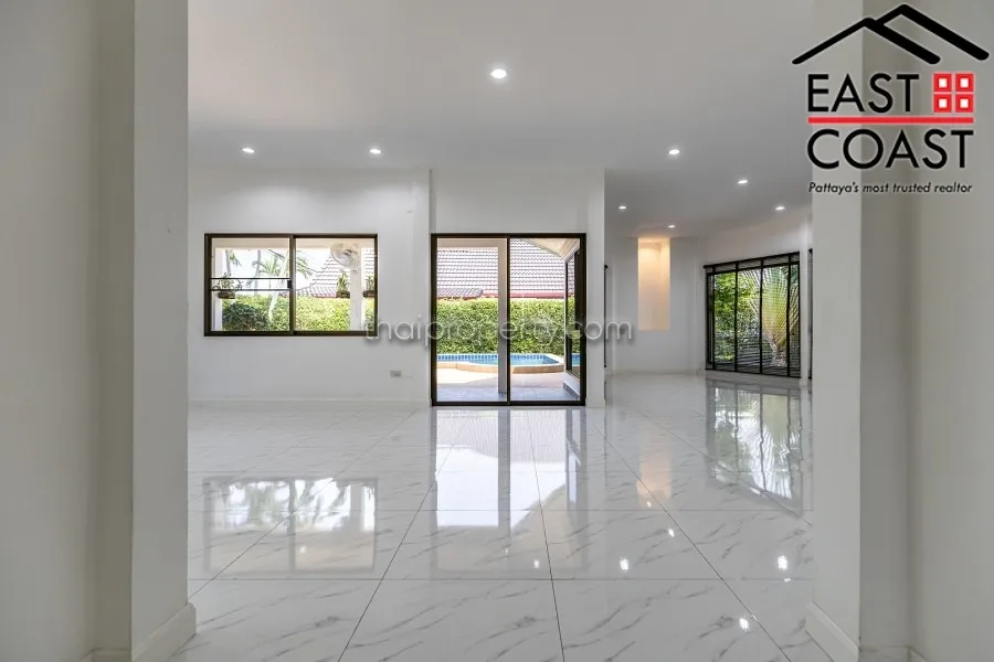 Pattaya Land And House photo 31