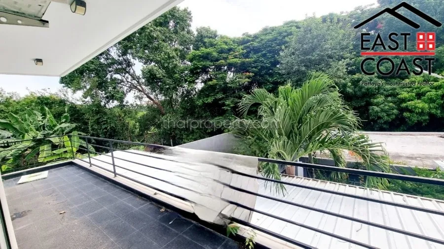 Baan Sathorn Watbun photo 10