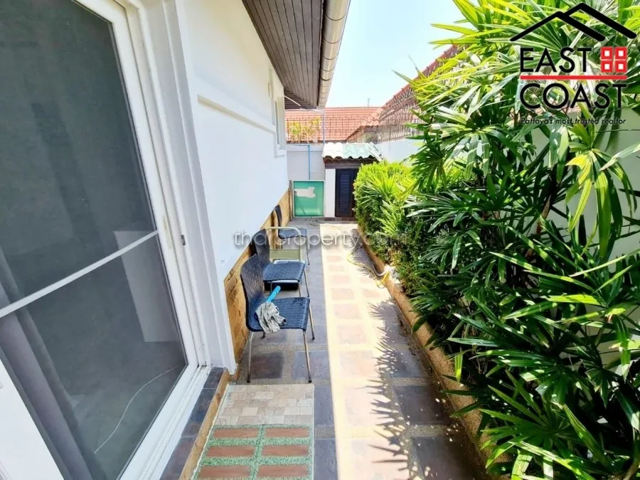 Nirvana Pool 1 photo 22