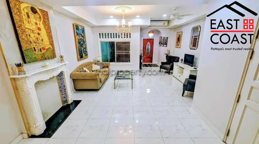 Town House photo 4